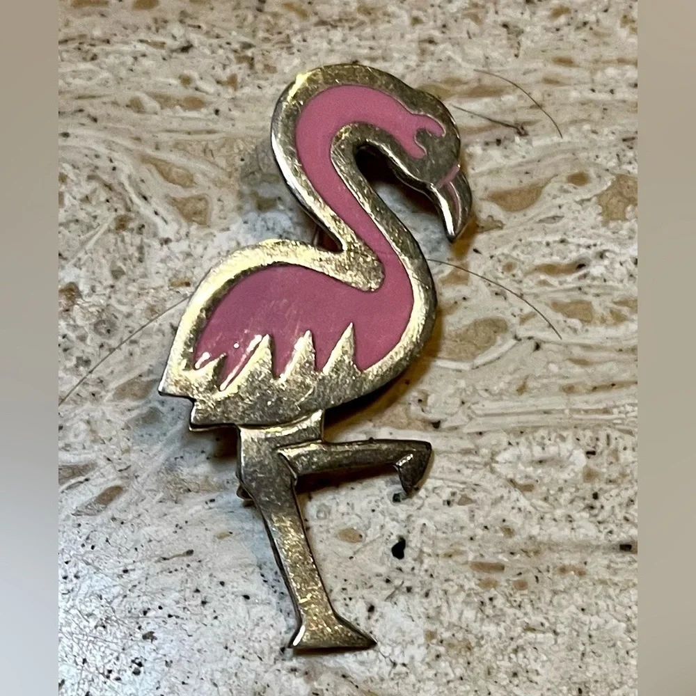 Vintage Pink Flamingo Alpaca Pin